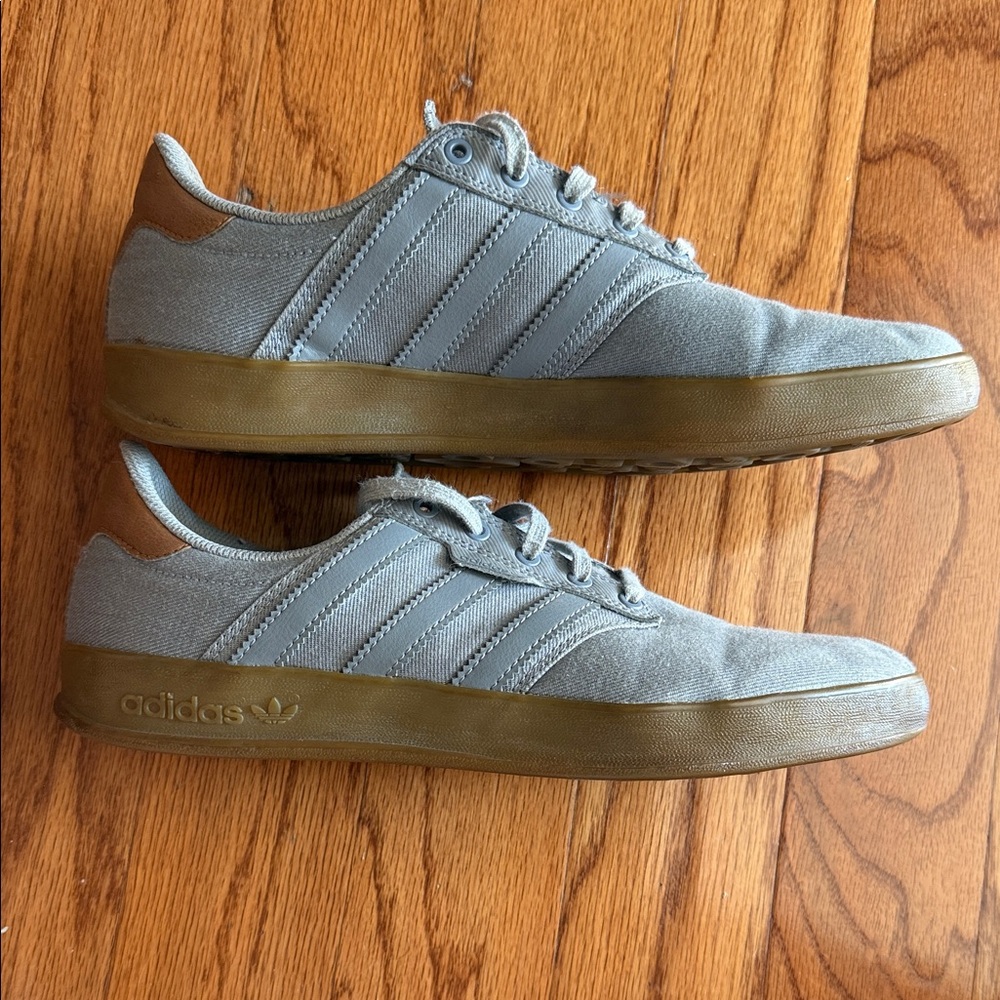 Adidas Gray Canvas Men's Sneakera
